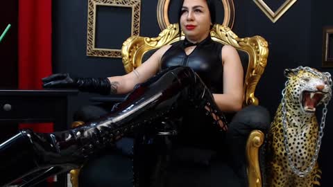 Snapshot of amberxsmithx chatting on 6, 1, 2025 AMBER online show from 6, 1, 2025