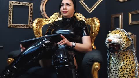 Snapshot of amberxsmithx chatting on 5, 2, 2025 AMBER online show from 5, 2, 2025