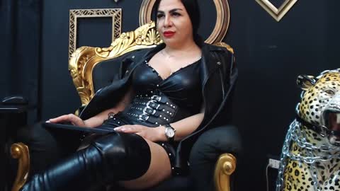 Snapshot of amberxsmithx chatting on 8, 2, 2025 AMBER online show from 8, 2, 2025