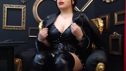 Snapshot of amberxsmithx chatting on 7, 3, 2025 AMBER online show from 7, 3, 2025