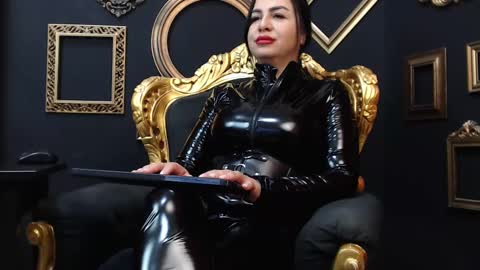 Snapshot of amberxsmithx chatting on 10, 3, 2025 AMBER online show from 10, 3, 2025