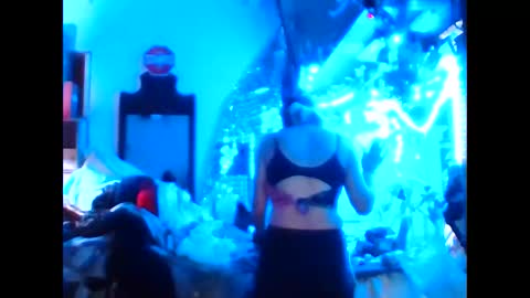 ambionce online show from 13, 4, 2026