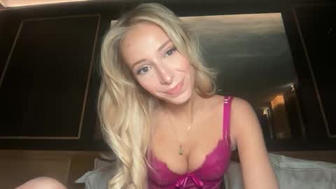 Ambre online show from 17, 3, 2026