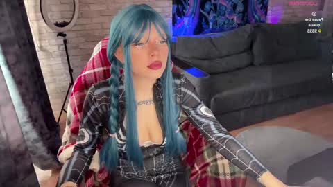 Amelia Aley  online show from 1, 3, 2025