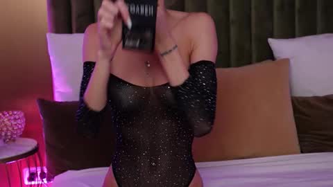 Amelia online show from 8, 10, 2025