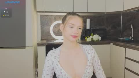 Snapshot of ameliahopkins chatting on 31, 5, 2026 5th day here my name Jennie online show from 31, 5, 2026