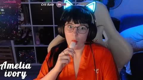 ameliaivory online show from 15, 5, 2026