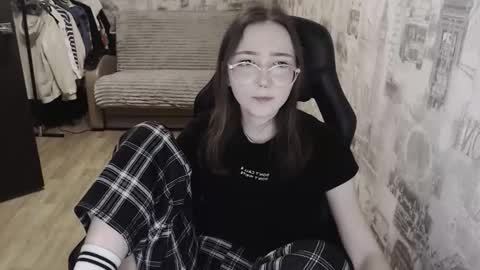 Snapshot of ameliakamishiro chatting on 8, 1, 2025 Amelia online show from 8, 1, 2025