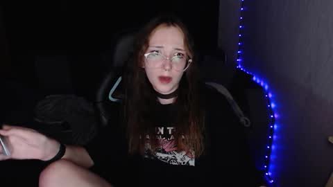 Snapshot of ameliakamishiro chatting on 9, 10, 2025 Amelia online show from 9, 10, 2025