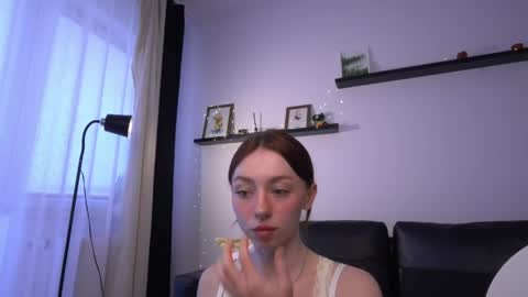 Snapshot of ameliamber0 chatting on 3, 5, 2026 Amelia online show from 3, 5, 2026