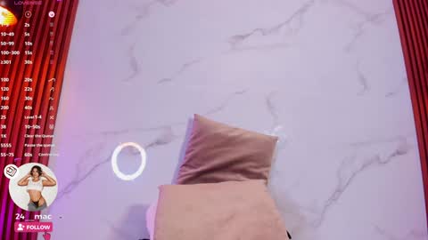 Snapshot of amelie_leigh chatting on 1, 2, 2025 Alejandra online show from 1, 2, 2025