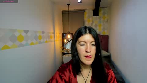 Snapshot of ameliegray chatting on 15, 1, 2025 A M E L I E online show from 15, 1, 2025
