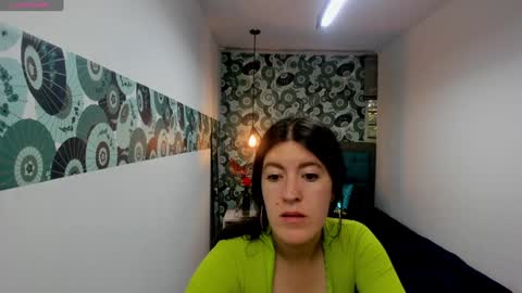 Snapshot of ameliegray chatting on 18, 1, 2025 A M E L I E online show from 18, 1, 2025