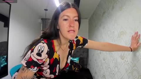 Snapshot of ameliegray chatting on 5, 3, 2025 A M E L I E online show from 5, 3, 2025