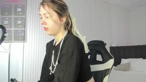 Snapshot of ameliia_castro chatting on 26, 6, 2026 Ameliia castro online show from 26, 6, 2026