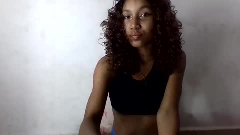 Snapshot of amelisy20005 chatting on 25, 4, 2026 amelisy20005 online show from 25, 4, 2026