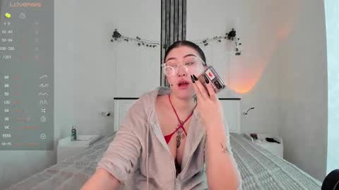 Snapshot of ameliya_sun chatting on 16, 2, 2025 Aylin online show from 16, 2, 2025