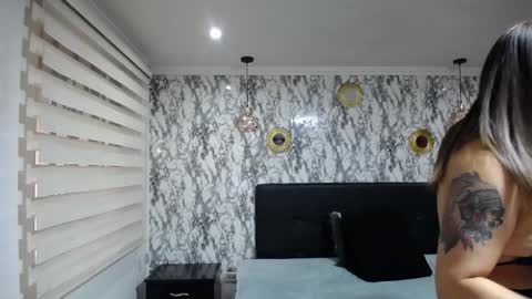 Amell Thomson online show from 23, 1, 2025