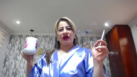 Amell Thomson online show from 28, 1, 2025