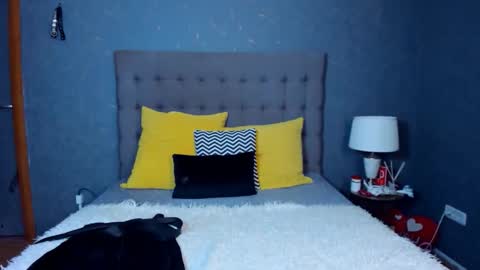 Snapshot of amelycube343767 chatting on 23, 11, 2025 amelycube343767 online show from 23, 11, 2025