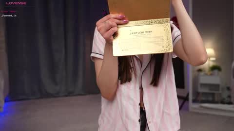 Snapshot of amelyxxx chatting on 18, 10, 2025 Amy online show from 18, 10, 2025