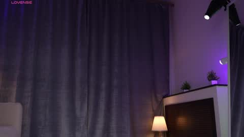 Amy  online show from 8, 4, 2026