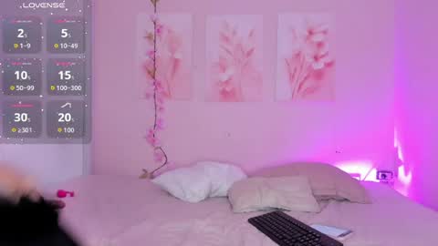 Snapshot of amiiclark chatting on 25, 5, 2026 AmiiClark online show from 25, 5, 2026