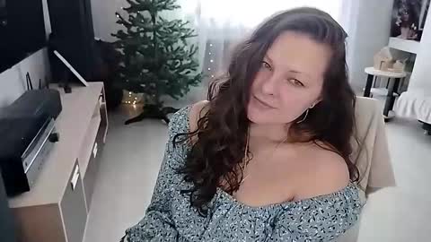 Mila online show from 15, 2, 2026