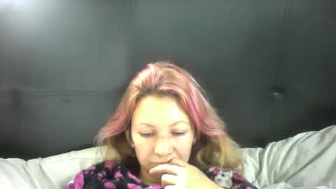 Snapshot of ammber3 chatting on 8, 2, 2025 Paula D online show from 8, 2, 2025