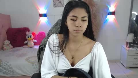 ammyy_wood_ online show from 12, 10, 2025