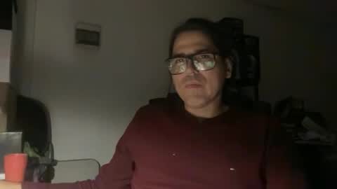 Snapshot of amo_s chatting on 13, 10, 2025 amo_s online show from 13, 10, 2025