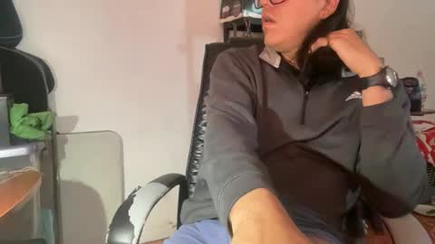 Snapshot of amo_s chatting on 16, 10, 2025 amo_s online show from 16, 10, 2025