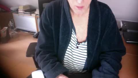 Amor2200 online show from 13, 2, 2026