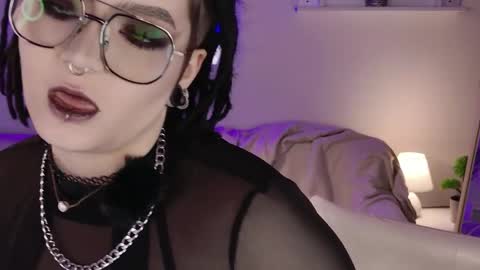 Snapshot of amorefae chatting on 21, 4, 2026 amore online show from 21, 4, 2026