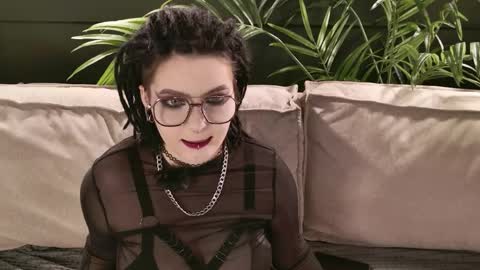 Snapshot of amorefae chatting on 28, 4, 2026 amore online show from 28, 4, 2026