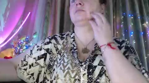 Snapshot of amorelara chatting on 25, 6, 2026 amorelara online show from 25, 6, 2026