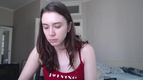 Snapshot of amoremeoww chatting on 14, 5, 2026 miss unforgettable online show from 14, 5, 2026