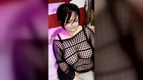 amputee_woman online show from 11, 3, 2026