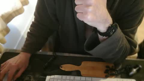 amslave4f online show from 19, 3, 2026