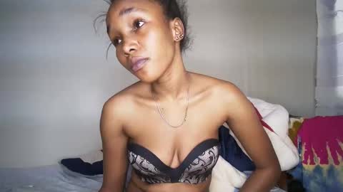 Snapshot of amunetlover chatting on 2, 4, 2026 shantel online show from 2, 4, 2026