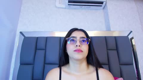 Snapshot of amy__wats0n chatting on 1, 5, 2026 amy__wats0n online show from 1, 5, 2026