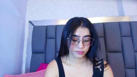 Snapshot of amy__wats0n chatting on 4, 5, 2026 amy__wats0n online show from 4, 5, 2026