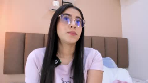 Snapshot of amy__wats0n chatting on 1, 6, 2026 amy__wats0n online show from 1, 6, 2026