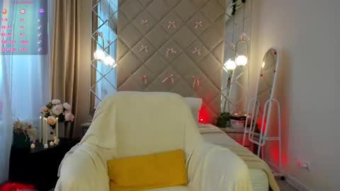 AmyGMT 2 Mon-Sun  0300am-0900am  online show from 9, 3, 2026