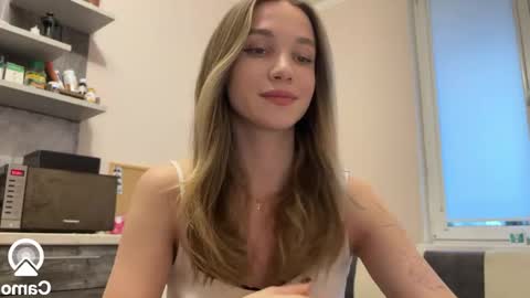 Snapshot of amy_chill chatting on 2, 3, 2025 Amy Chill online show from 2, 3, 2025