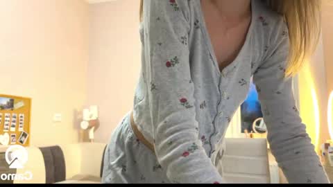 Snapshot of amy_chill chatting on 6, 5, 2026 Amy Chill online show from 6, 5, 2026