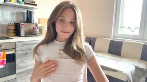 Amy Chill online show from 28, 7, 2026