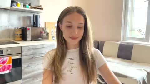 Amy Chill online show from 28, 7, 2026