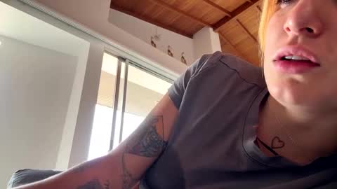 Snapshot of amy_coquette chatting on 1, 2, 2025  CARO GOMEZ online show from 1, 2, 2025