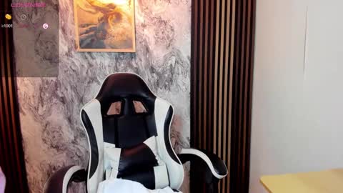 Amy online show from 9, 10, 2025